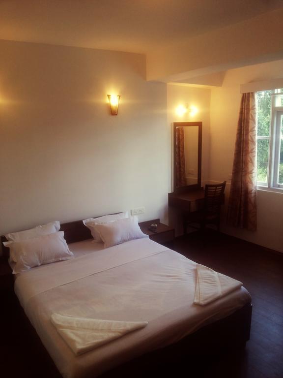 The Mazong Hotel Gangtok Room photo